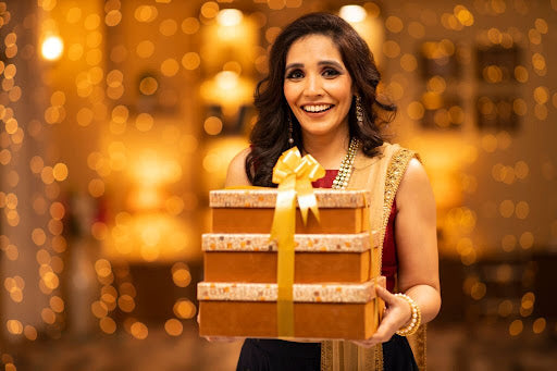 Diwali Gift Ideas to Choose For Your Loved Ones
